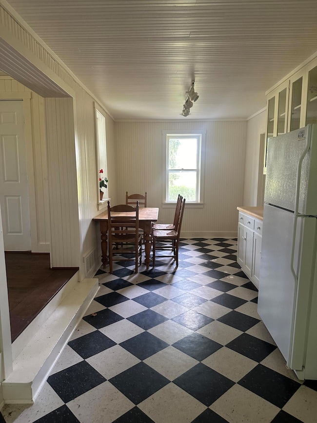 10406 N 300 E, La Porte, IN 46350 - photo 6