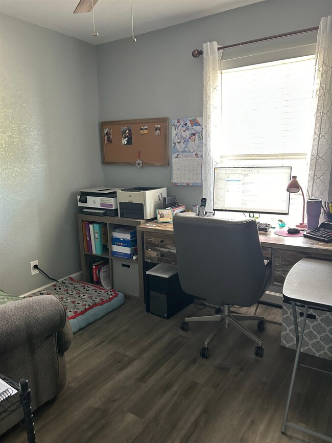 809 Sutter St, Yreka, CA 96097 - photo 6