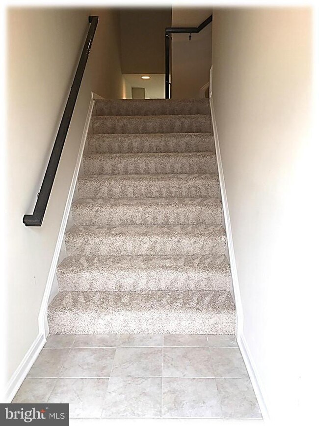 9033 Endicott Place, Lorton, VA 22079 - photo 3