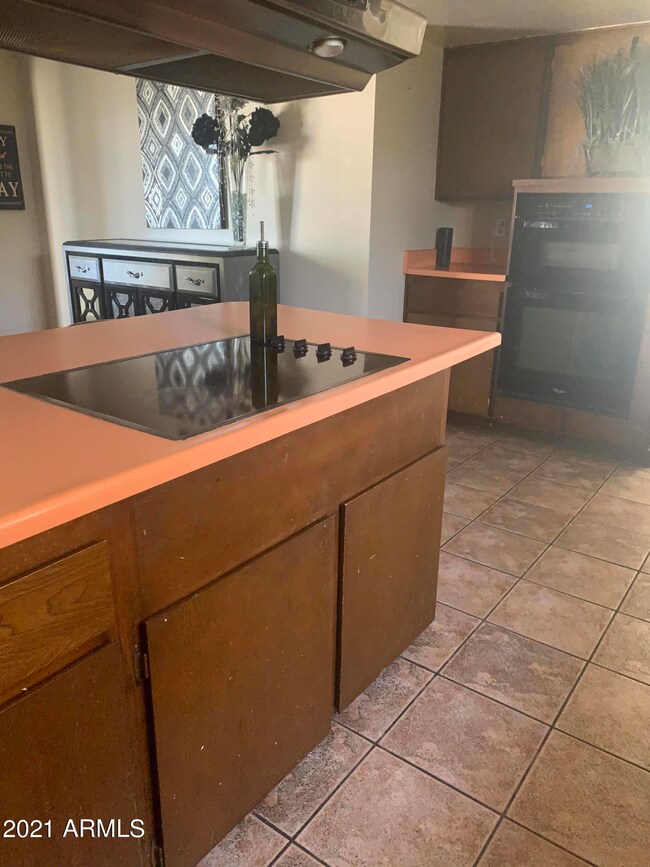 Double ovens in kitchen