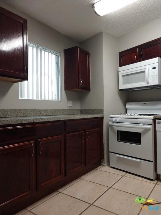 2080 S Camino Real unit 7, Palm Springs, CA 92264 - photo 7