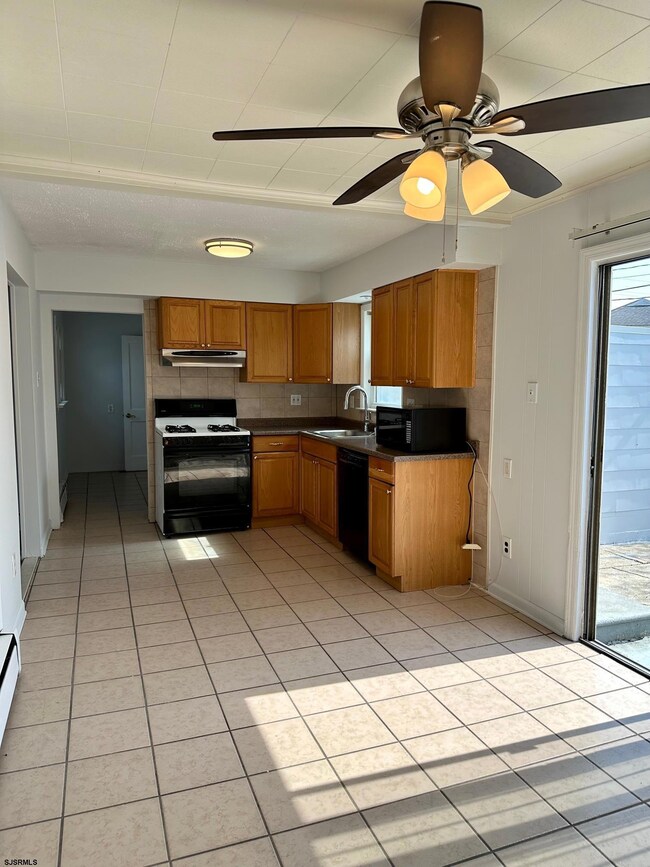 212 28th St S, Brigantine, NJ 08203 - photo 4