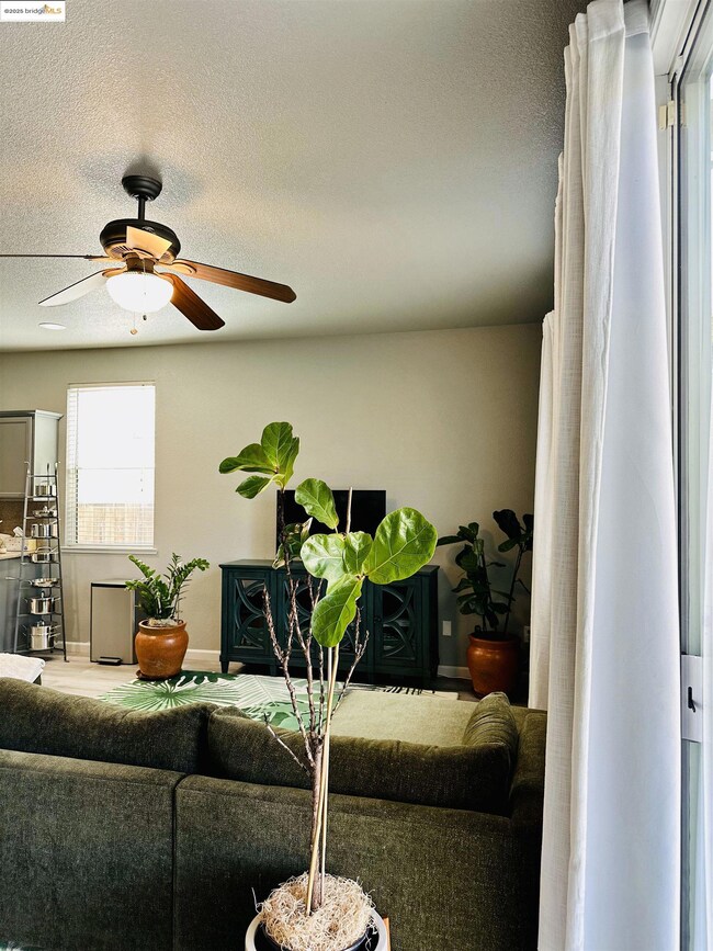 4519 Twin Creeks Ct, Tracy, CA 95377 - photo 7