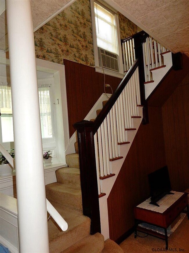 200 7th Ave, Troy, NY 12180 - photo 4