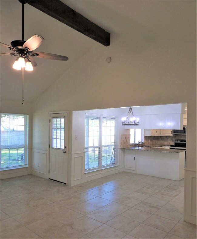 2925 Cripple Creek Trail, Grapevine, TX 76051 - photo 5