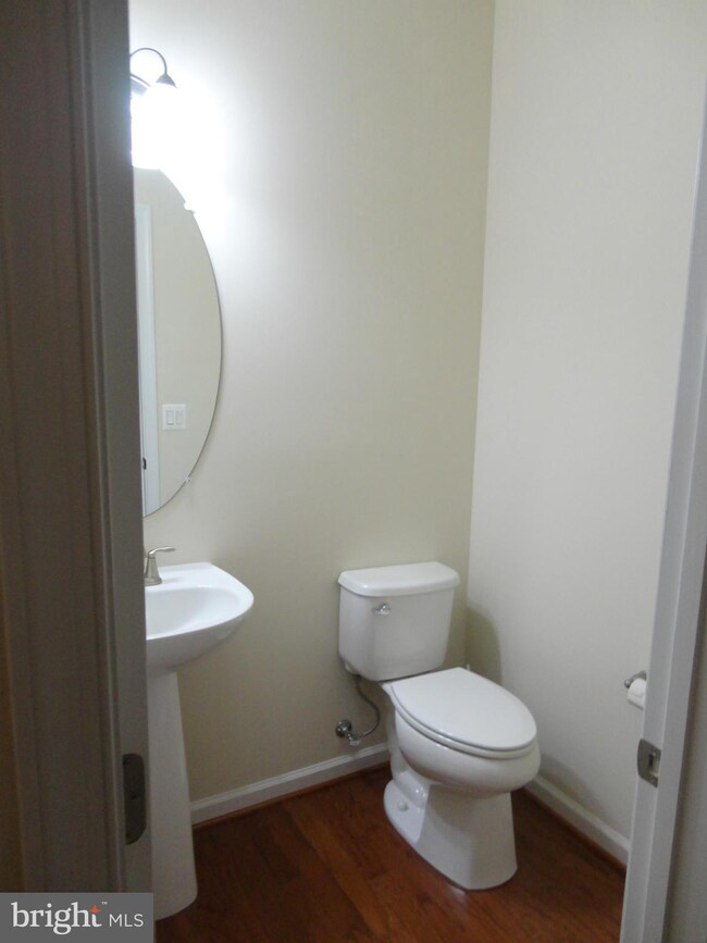 4779 Dane Ridge Cir unit 37, Woodbridge, VA 22193 - photo 6