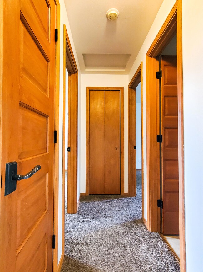 1548 SW 34th St, Redmond, OR 97756 - photo 6