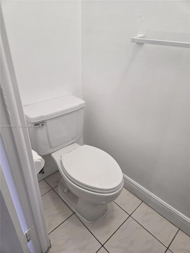 8054 SW 150th Ave unit 408, Miami, FL 33193 - photo 5