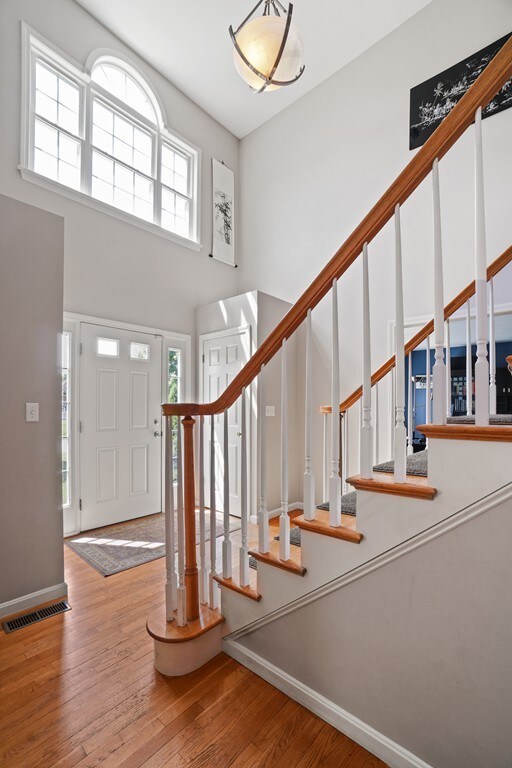 10 Rolling Meadow Dr, Millis, MA 02054 - photo 4