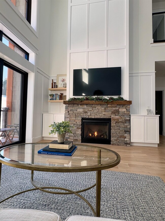 239 Skimobile Rd unit 305, Conway, NH 03860 - photo 5