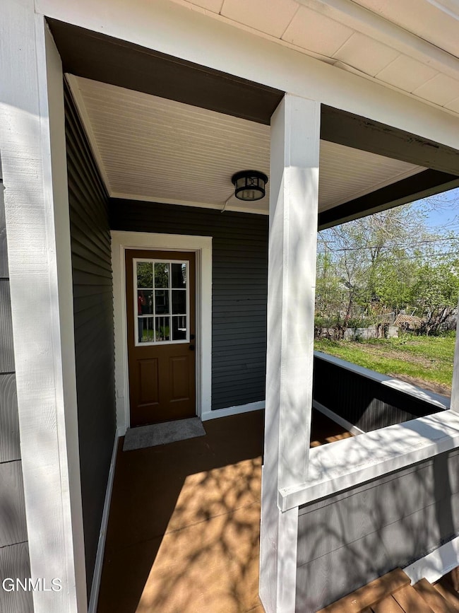 311 4th Ave SW, Jamestown, ND 58401 - photo 6