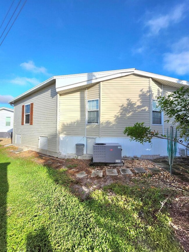 1706 Iowa Ave, Bradenton, FL 34207 - photo 7