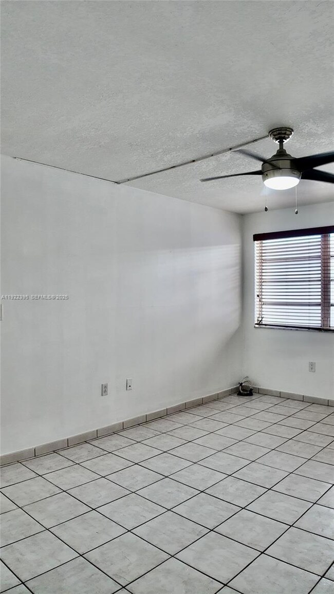 325 NW 72nd Ave unit 412, Miami, FL 33126 - photo 7