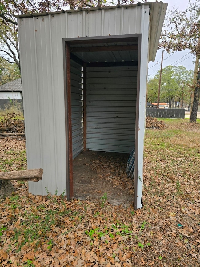 143 Chillacothe Trail, Mabank, TX 75156 - photo 2