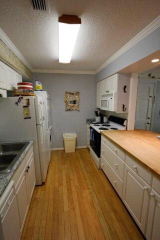 850 Mallery St unit 13E, Saint Simons Island, GA 31522 - photo 5