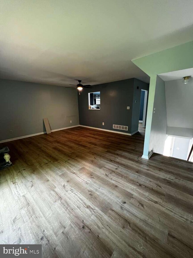 5083 W Woodmill Dr, Wilmington, DE 19808 - photo 7