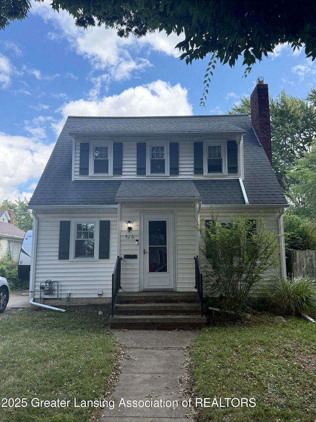 910 Durant St, Lansing, MI 48915 - photo 3