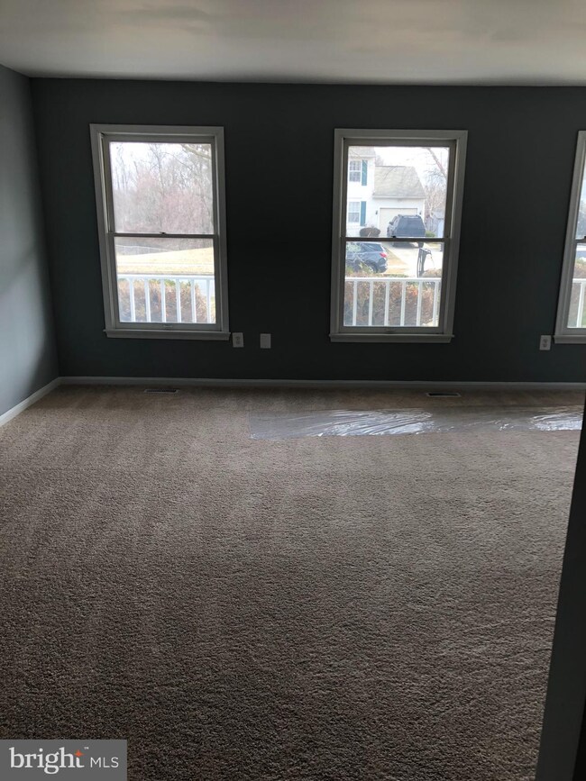 4409 Wandering Way, Temple Hills, MD 20748 - photo 7