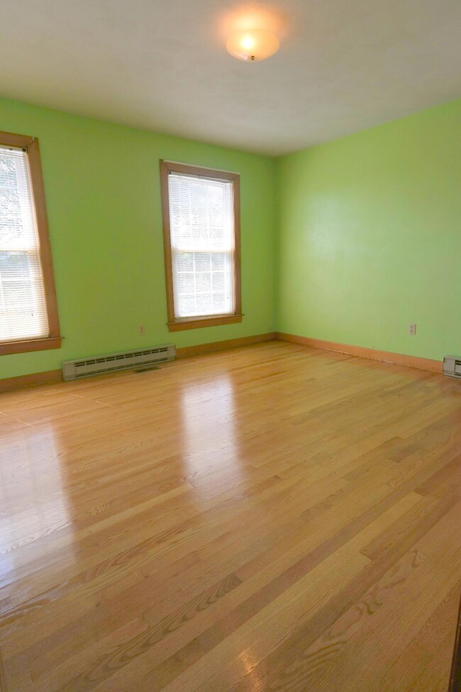 Bedroom (2)