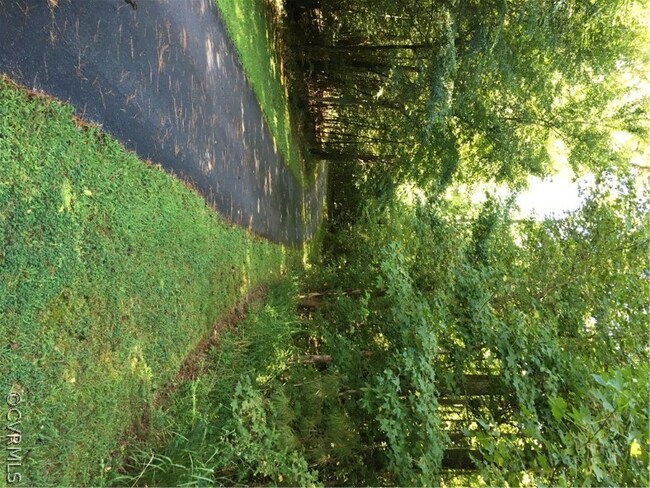 7567 Old Town Rd, Prince George, VA 23875 - photo 4