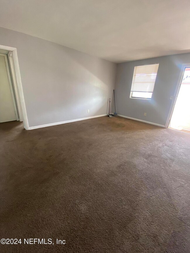 1130 Woodruff Ave unit 4, Jacksonville, FL 32205 - photo 5