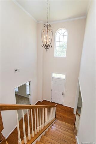 Beautiful 2 story Entry with Paladium window & har