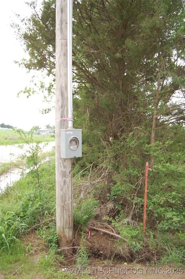 377050 E 1110 Rd, Okemah, OK 74859 - photo 3