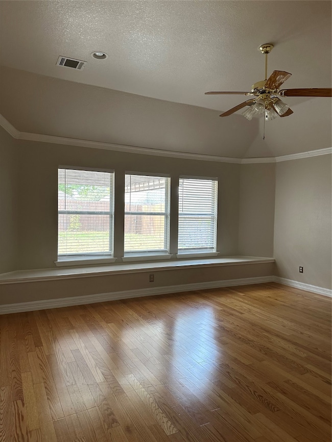 8113 Pecan Ridge Dr, North Richland Hills, TX 76182 - photo 5