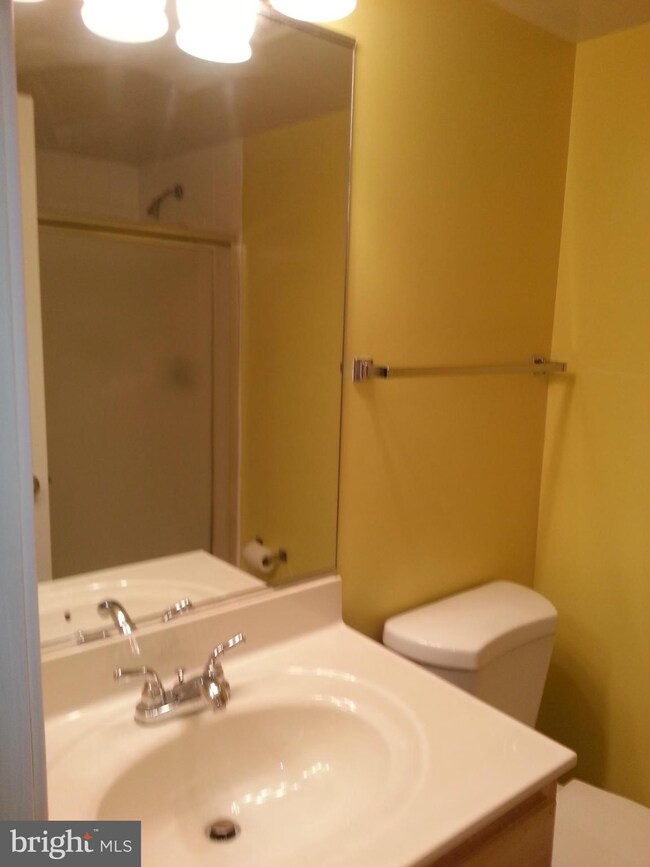 3817 Chesterwood Dr, Silver Spring, MD 20906 - photo 7