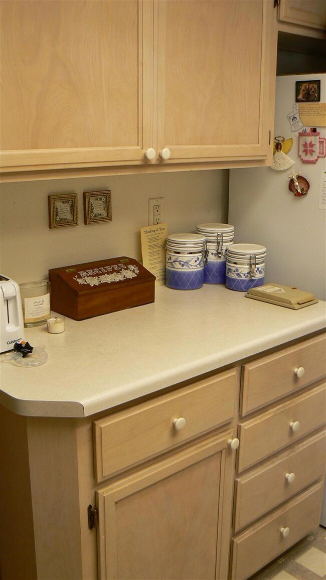 1040 Brandi Way, Central Point, OR 97502 - photo 2