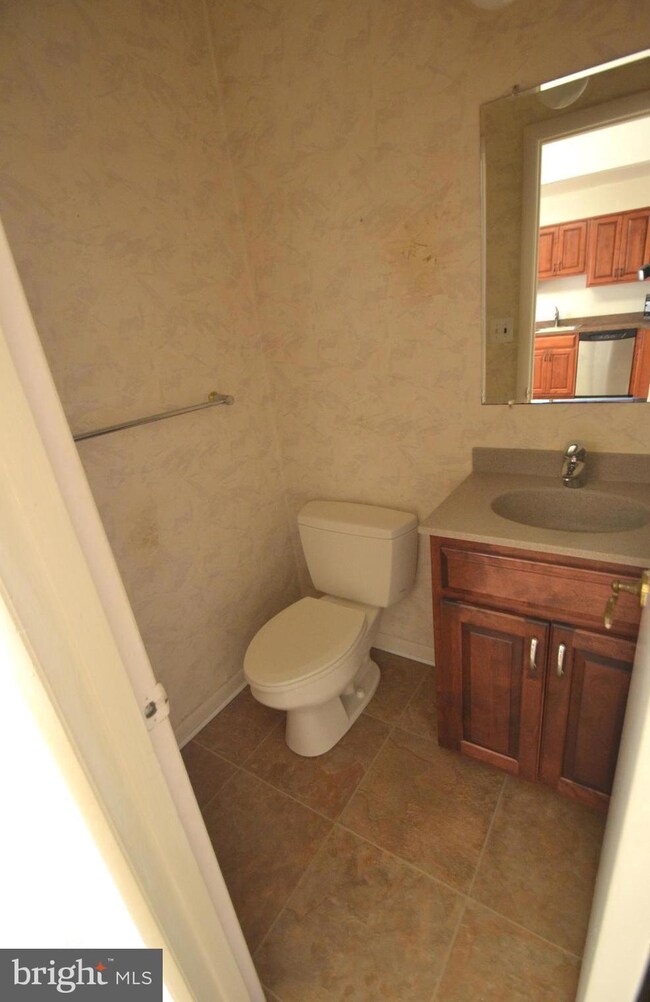 22 Castlehill Ct, Lutherville Timonium, MD 21093 - photo 6