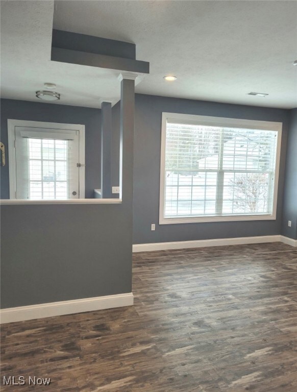 26146 Hawthorne Ct unit 3C, Olmsted Falls, OH 44138 - photo 3