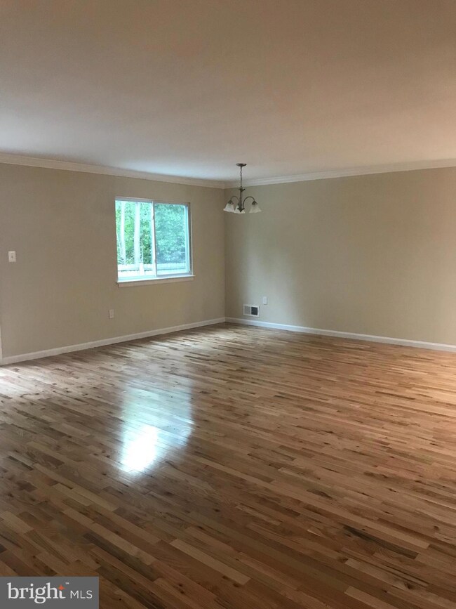 13401 Buchanan Dr, Fort Washington, MD 20744 - photo 6