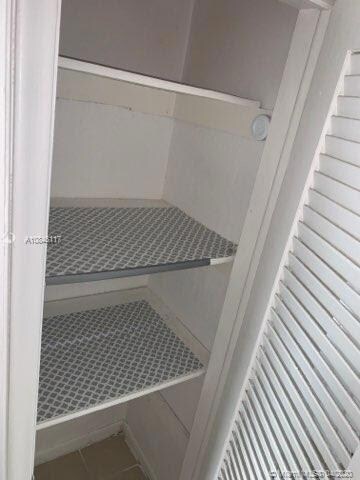 400 SW 8th St unit 400, Hallandale Beach, FL 33009 - photo 4