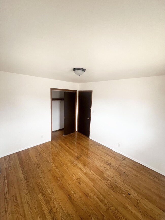 5815 N 76th St unit 5817, Milwaukee, WI 53218 - photo 5