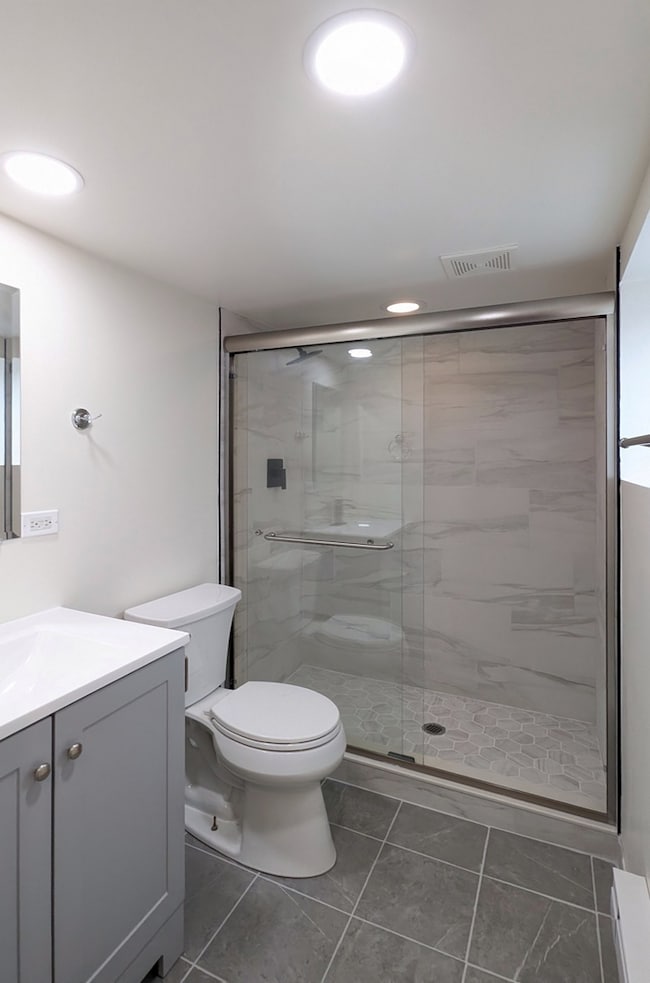 607 Walnut St unit 5, Lemont, IL 60439 - photo 3