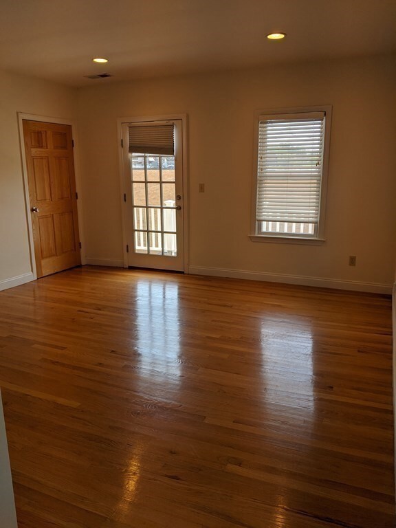 17 Pleasant St unit A, Newton Center, MA 02459 - photo 6