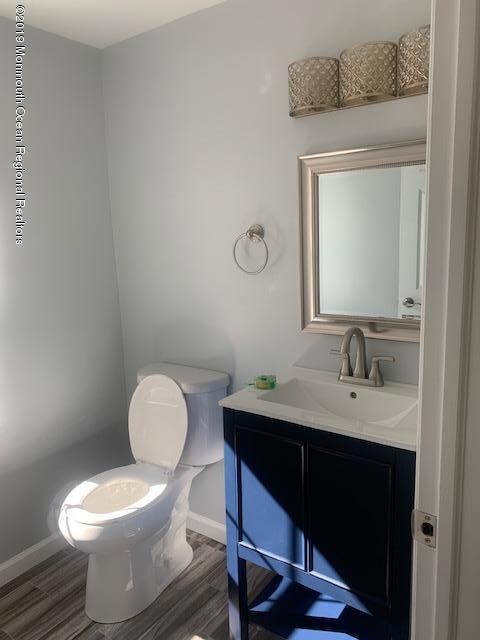 8 E Parkway Place, Holmdel, NJ 07733 - photo 6