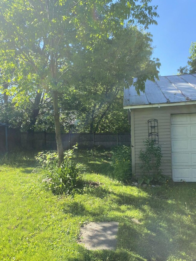 13 Leavitt St, Skowhegan, ME 04976 - photo 7