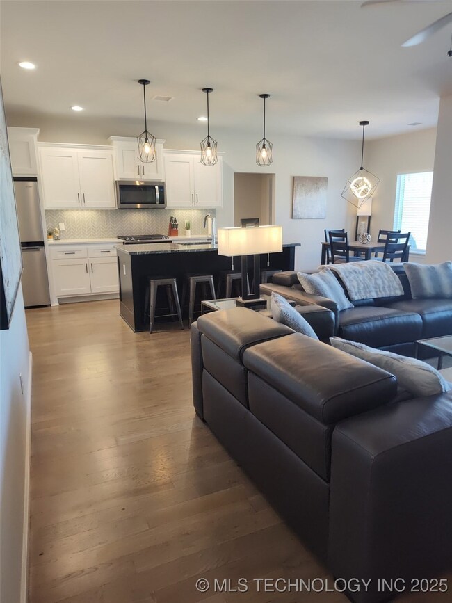 22707 E 102nd Place S, Broken Arrow, OK 74014 - photo 4