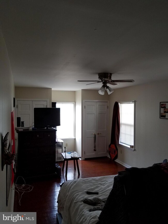 241 I St, Penns Grove, NJ 08069 - photo 3