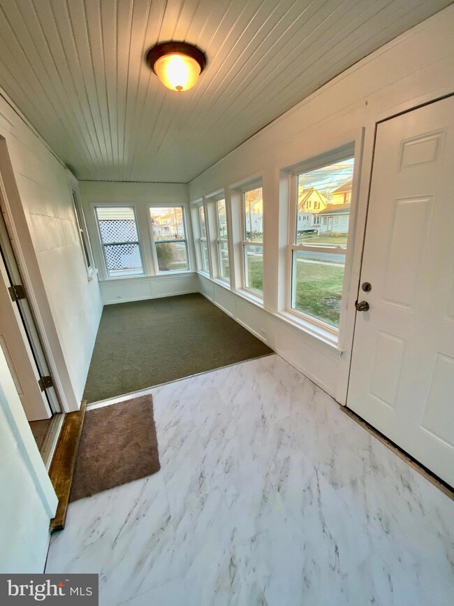 100 E Roland Rd, Brookhaven, PA 19015 - photo 6