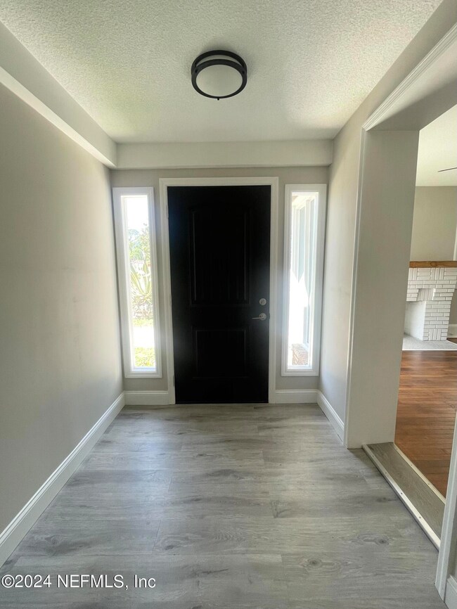 4633 Kingsbury St, Jacksonville, FL 32205 - photo 2