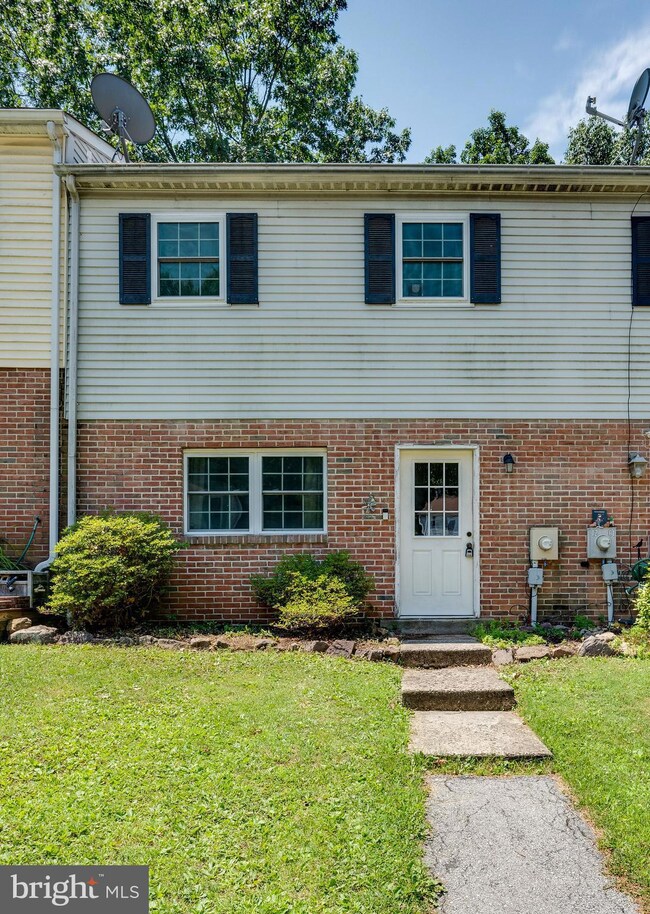 1259 Fox Run, Reading, PA 19606 - photo 2