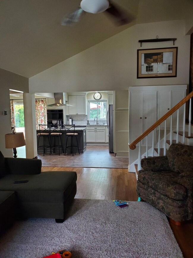 4371 Wetmore Rd E, Columbus, OH 43224 - photo 2