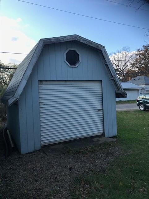 626 2nd St, Columbus Junction, IA 52738 - photo 5