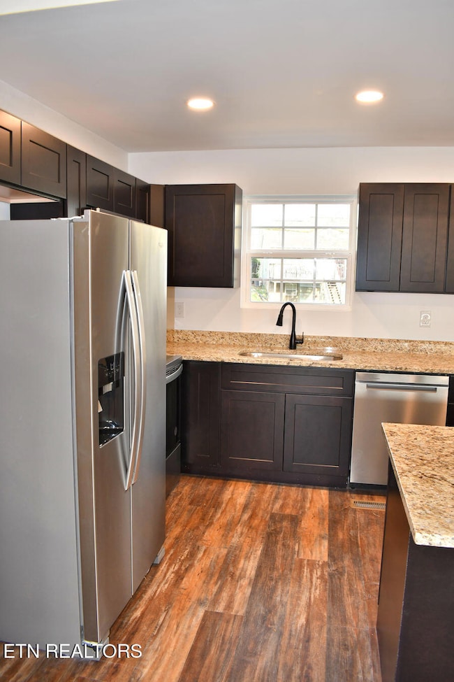 1727 Norlil Rd, Sevierville, TN 37876 - photo 5