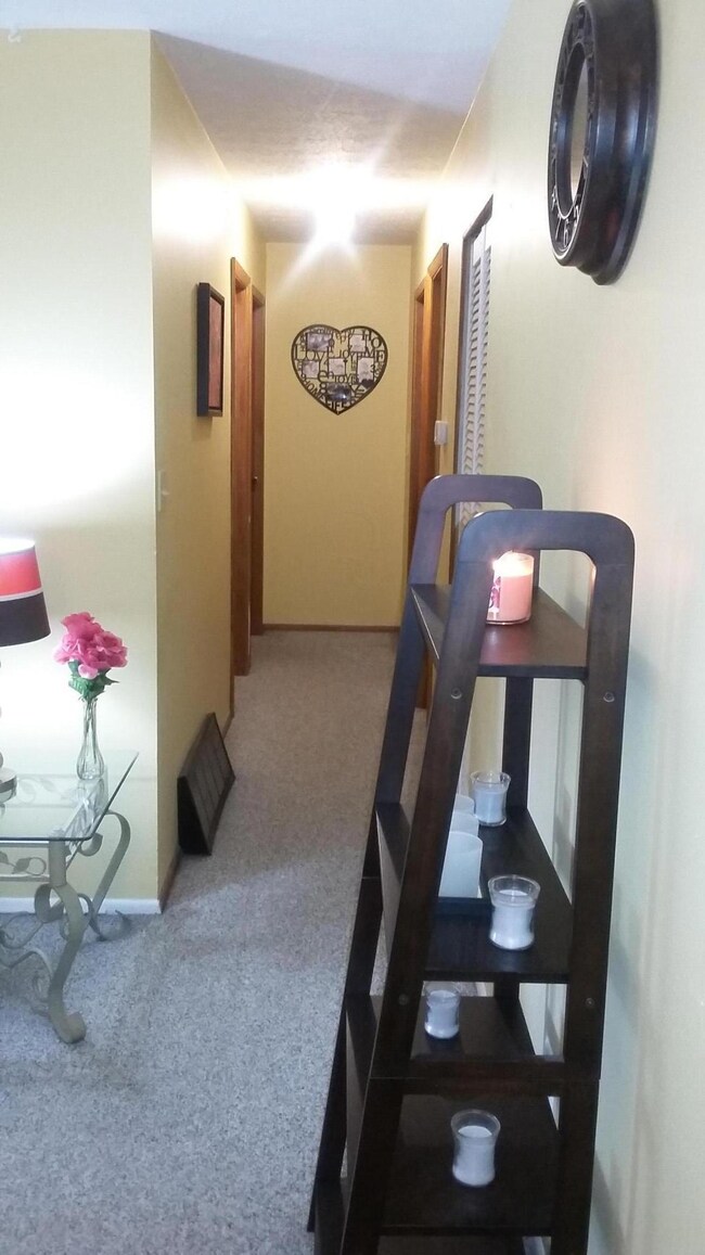 5096 Rutledge Hallway to Owner Suite and