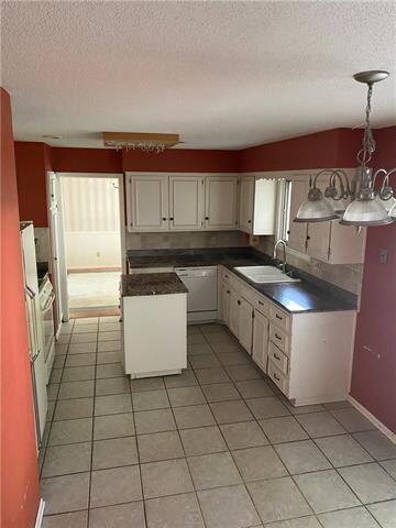 9930 Monrovia St, Lenexa, KS 66215 - photo 3