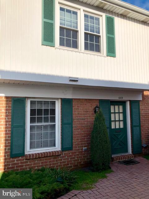 449 W Caracas Ave, Hershey, PA 17033 - photo 2